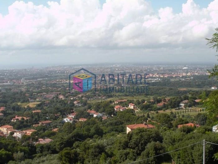 Casa con 6 locali in vendita in Via Numa Campi, Montenero Basso Montenero Alto, Livorno