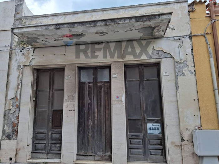 Casa trilocale in vendita in Via Megara, Centro, Augusta