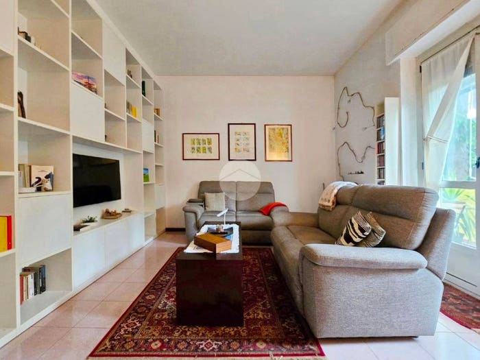 Appartamento quadrilocale in vendita in Via Vincenzo Rabolini, Ca' Granda, Milano