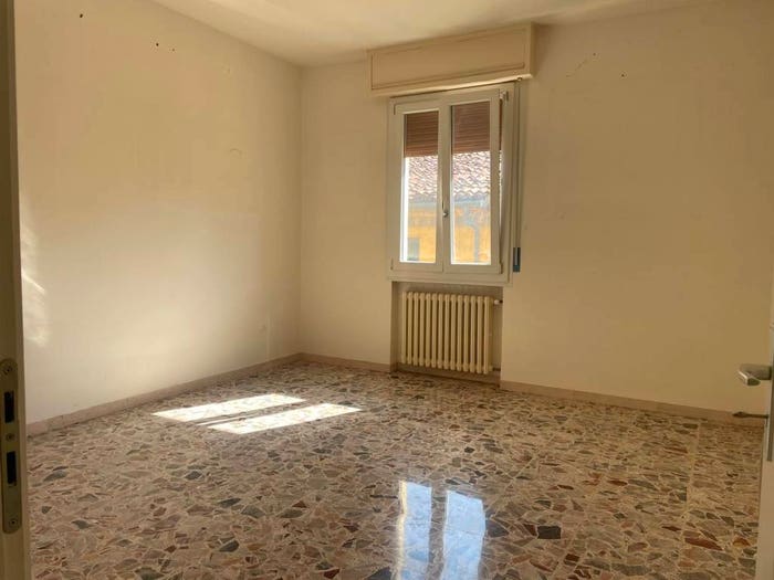 Appartamento quadrilocale in vendita in Via Luigi Sassi, Centro Storico, Imola