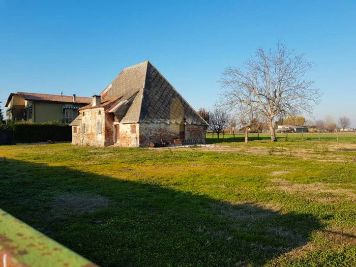 Casa con 6 locali in vendita in RUSTICO STORICO BEOLO di CONSELVE RIF, Centro, Conselve