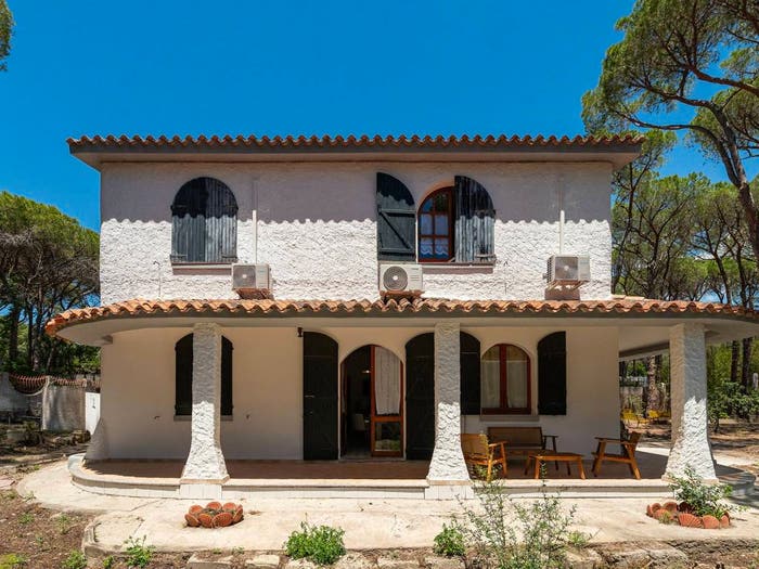 Casa con 6 locali in vendita in Comunione Viale dei Pini, Santa Margherita Di Pula, Pula