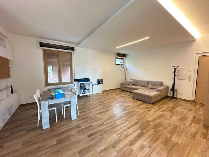 Appartamento quadrilocale in vendita in Via Umberto Maddalena, Marola Campiglia, La Spezia