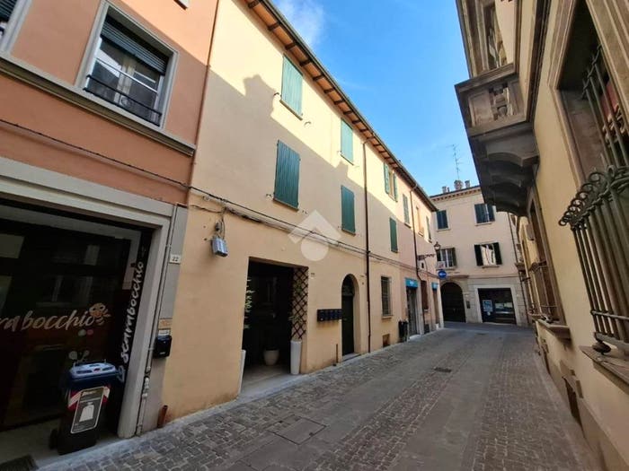 Appartamento trilocale in vendita in Centro Storico, Imola