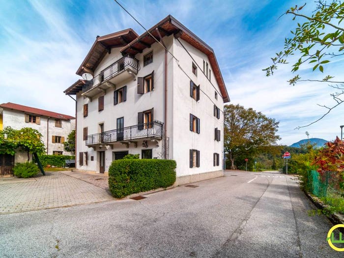 Casa con 6 locali in vendita in Località Rivasio, Verzegnis