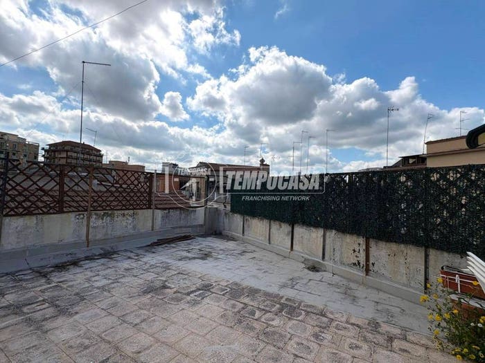 Appartamento trilocale in vendita in Via Giardino, Quartieri Settecenteschi, Foggia