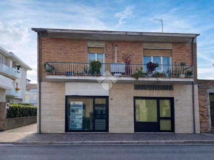Casa quadrilocale in vendita in Via Galileo Galilei, Centro, Giulianova