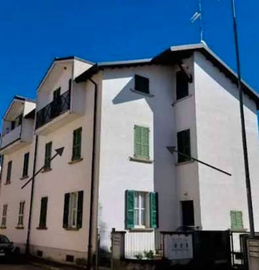 Appartamento trilocale in vendita in via XXV Aprile, Centro, Vedano Olona