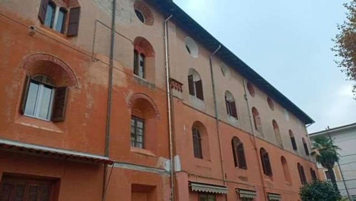 Appartamento trilocale in vendita in Via Largo Giulio Cesare, Varano Borghi