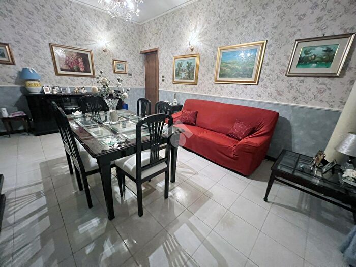 Appartamento trilocale in vendita in Via Barletta, Foggia