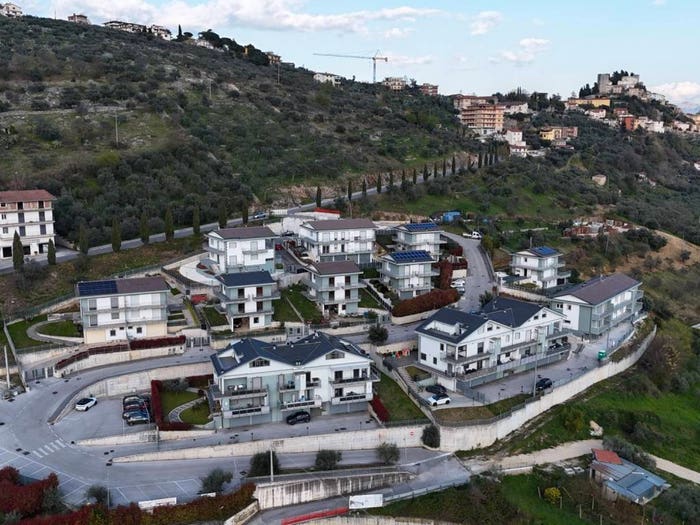 Case in Vendita e in Affitto - 2