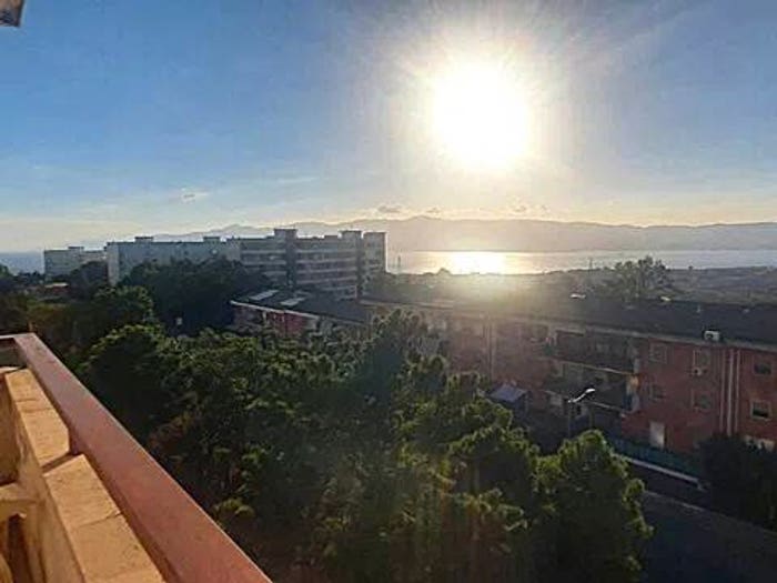 Appartamento quadrilocale in vendita in Via Villaggio Arghillà Sud, Catona Villa San Giuseppe, Reggio Calabria