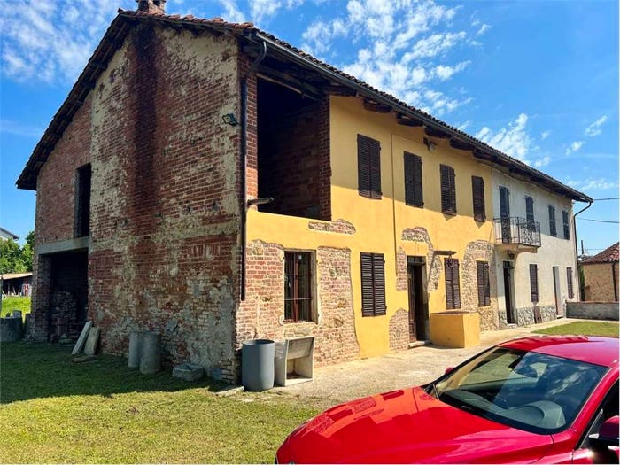 Casa con 6 locali in vendita in Via BRICARELLO, Cortazzone