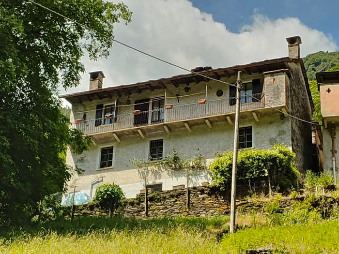 Casa quadrilocale in vendita in Località Solgia Falmenta, Valle Cannobina