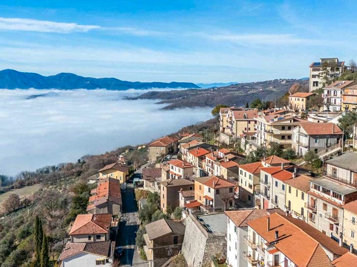 Case in Vendita e in Affitto - 2