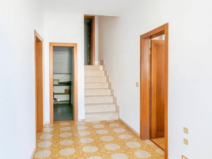 Casa con 5 locali in vendita in Scorcelletti, Castelbellino