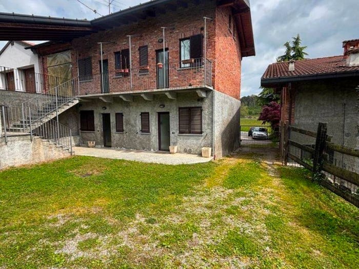 Appartamento trilocale in vendita in Via Marco Polo, Centro, Lurate Caccivio