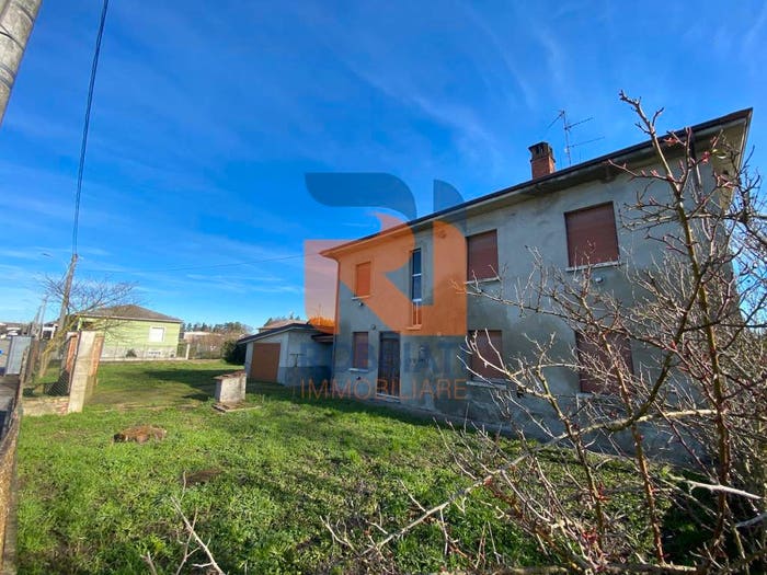 Casa quadrilocale in vendita in Via Roma, Centro, Mezzana Rabattone