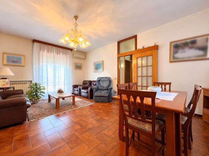 Appartamento quadrilocale in vendita in Via dei Poggi, Poggi, Ravenna