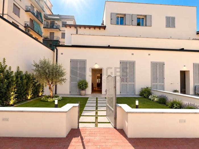 Casa con 5 locali in vendita in Careggi Rifredi Dalmazia, Firenze