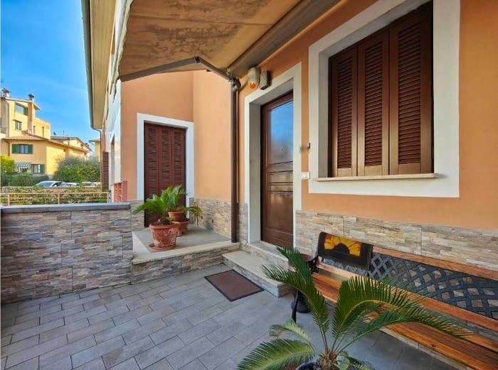 Casa trilocale in vendita in Via Giuseppe Garibaldi, Comeana, Carmignano