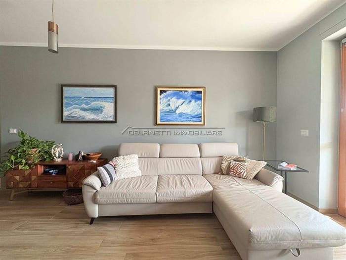 Appartamento quadrilocale in vendita in viale Piero Masera, Borgo Piave Corso Europa Zona Ferrero, Alba