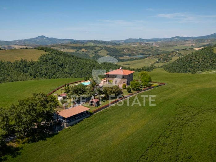 Casa con 6 locali in vendita in Via del Crociale, Acquapendente
