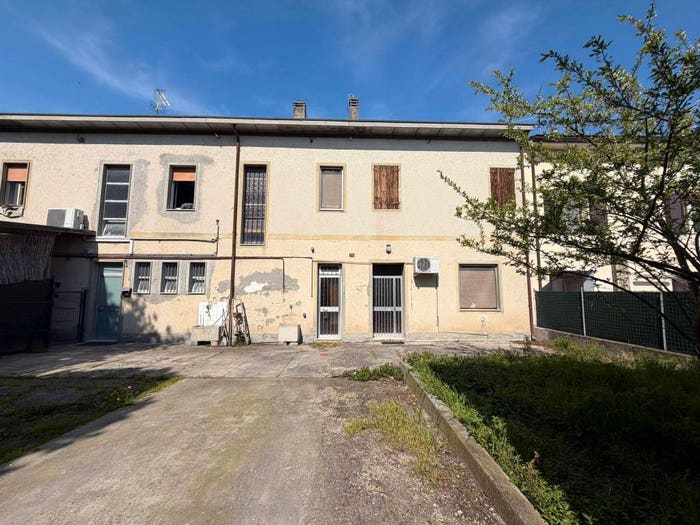 Casa trilocale in vendita in Via Anteo Carrara, Centro, Boretto