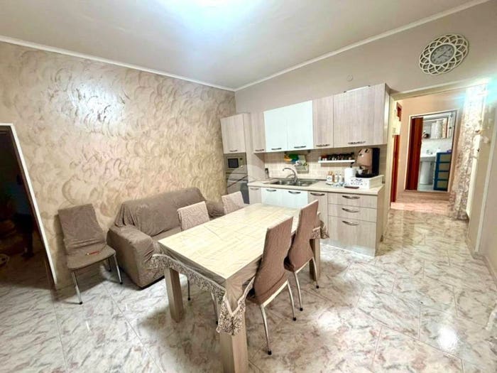 Appartamento trilocale in vendita in VICO CORCE, Chiaiano, Napoli