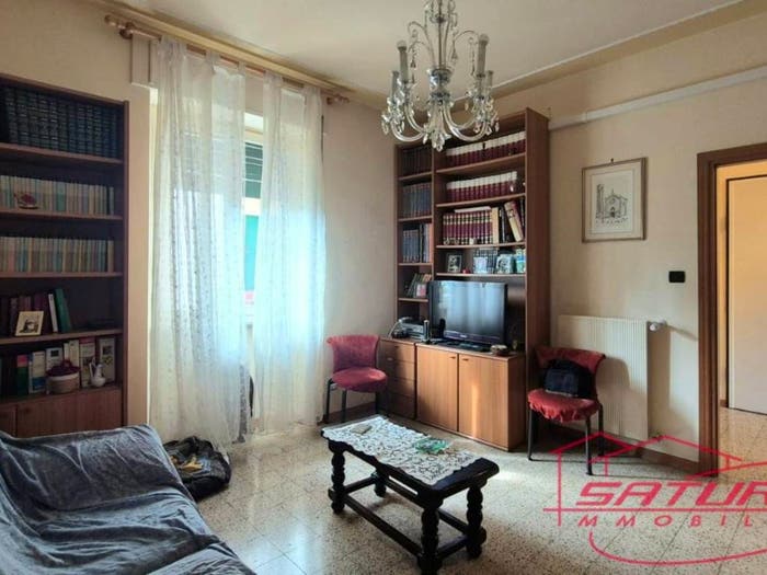 Appartamento con 6 locali in vendita in Via Tito Strocchi, San Marco Acquacalda, Lucca