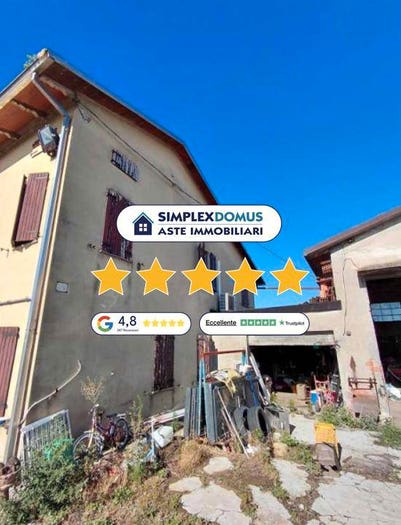 Casa con 6 locali in vendita in Via Santa Liberata, Spilamberto