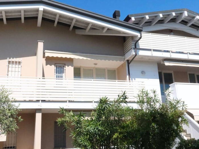 Appartamento quadrilocale in vendita in Via Decimo Giunio Giovenale, Centro, Cervia