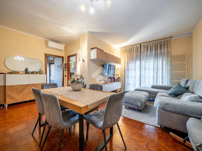 Appartamento trilocale in vendita in via Giovanni Battista Morgagni, San Faustino, Modena