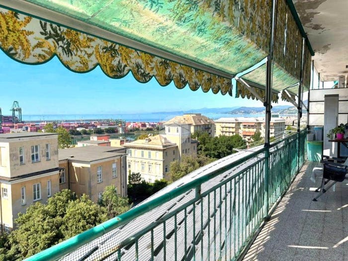 Appartamento quadrilocale in vendita in Via villini ambrogio negrone, Pra', Genova