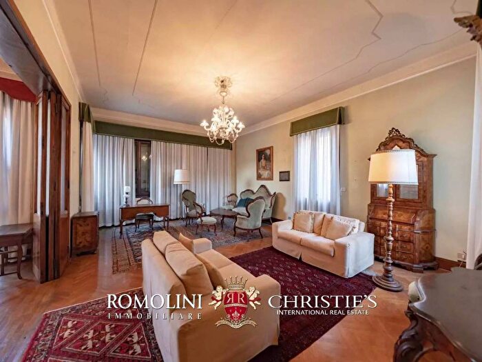 Casa con 6 locali in vendita in San Polo, Venezia