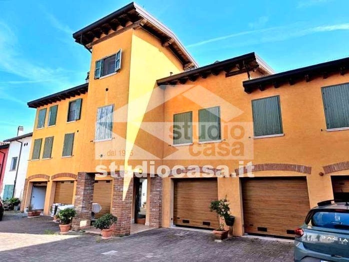 Appartamento quadrilocale in vendita in Centro, Pieve d'Olmi