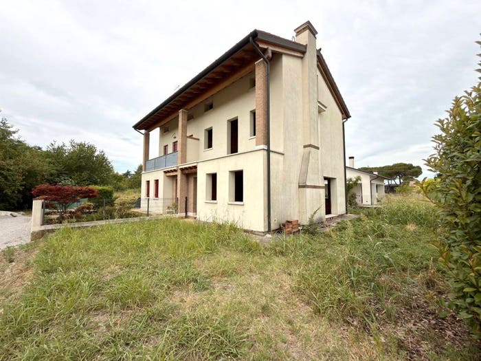 Casa con 5 locali in vendita in Via Trento, Padernello, Paese