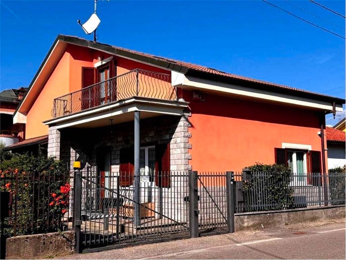 Casa quadrilocale in vendita in via senofonte, Altopiano Baruccana, Seveso