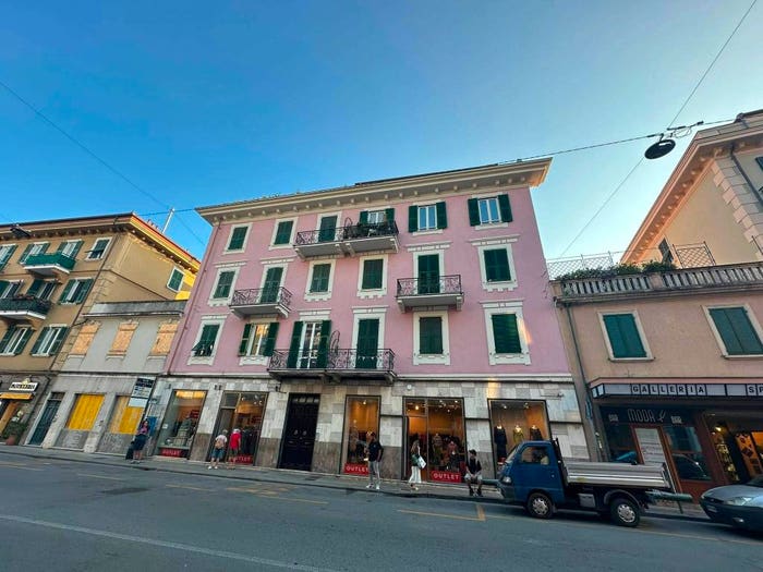 Appartamento con 6 locali in vendita in Via Vincenzo Fascie, Centro, Sestri Levante