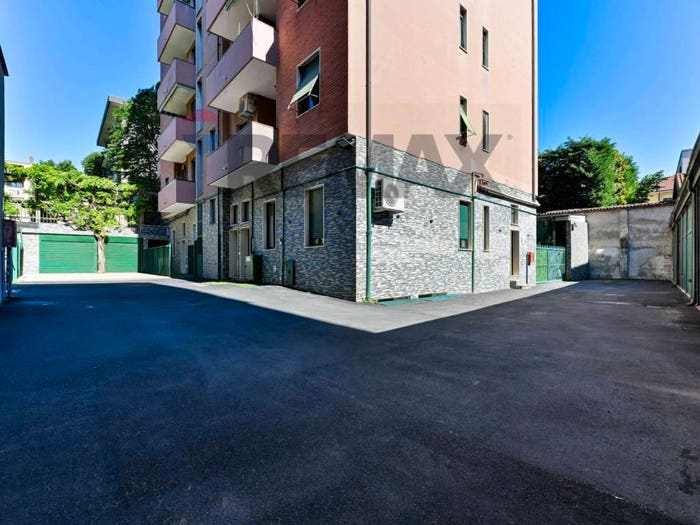 Casa con 6 locali in vendita in Via Bartolomeo Sestini, Affori, Milano