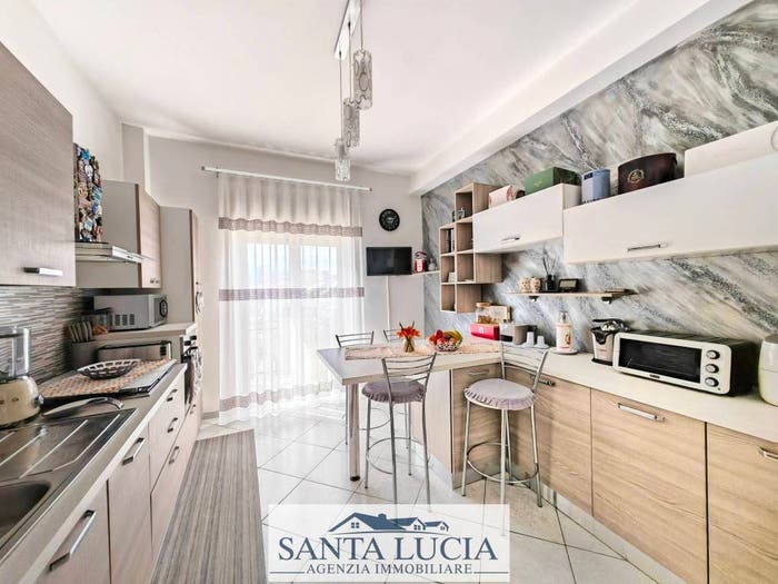 Appartamento quadrilocale in vendita in Viale della Vittoria, Canicattì