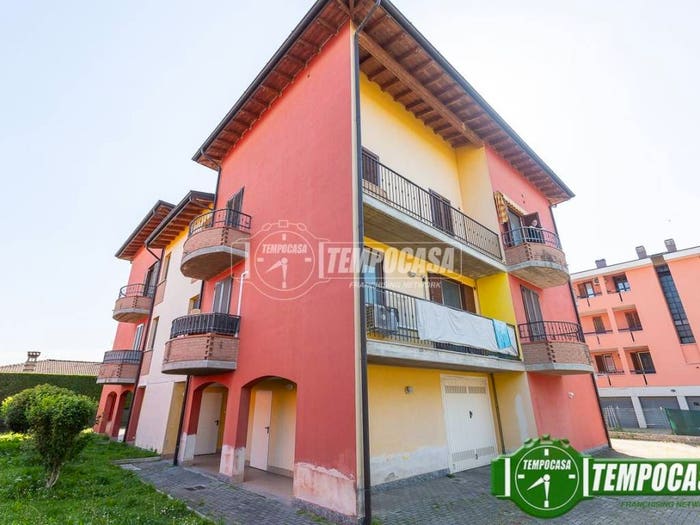 Appartamento trilocale in vendita in Via Belgio, Spino d'Adda