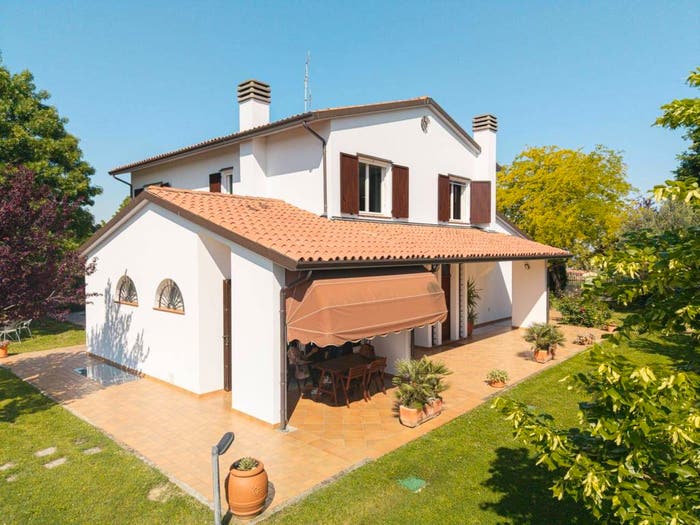 Casa con 6 locali in vendita in Via del Cucco, Longiano