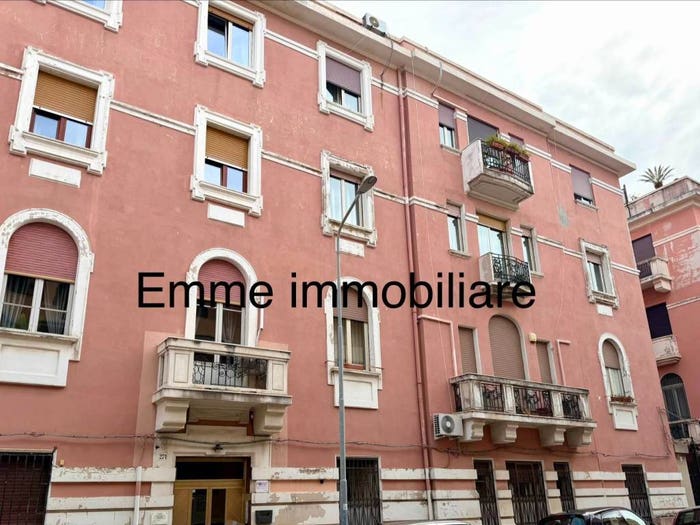 Appartamento trilocale in affitto in Via dei Mille, San Martino, Messina