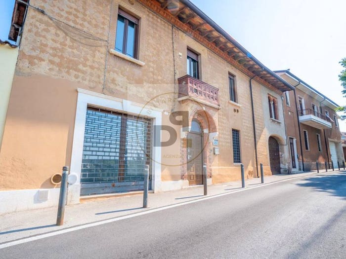 Casa trilocale in vendita in via pozzolo, Lonato, Lonato del Garda