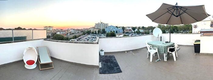 Appartamento monolocale in vendita in Viale Viareggio, Rimini