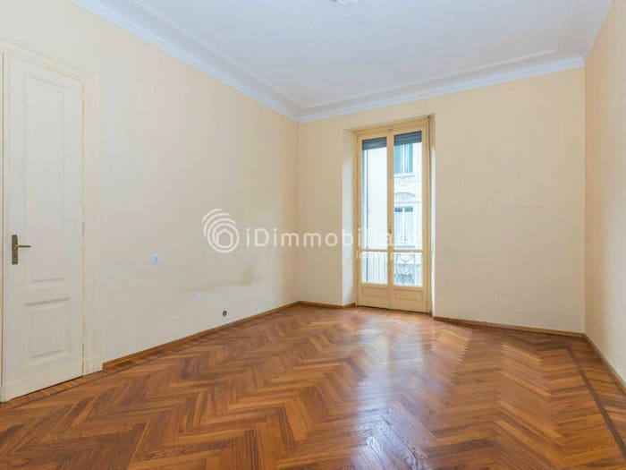 Appartamento trilocale in affitto in Via Santa Giulia, Vanchiglia, Torino