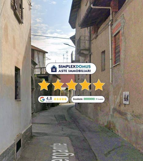 Casa con 6 locali in vendita in Vergante, Centro, Invorio