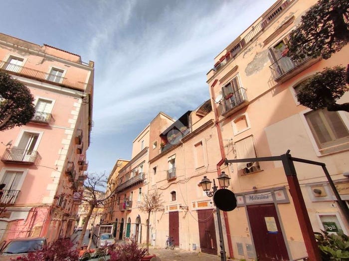Appartamento con 5 locali in vendita in Via Duomo, Gaeta