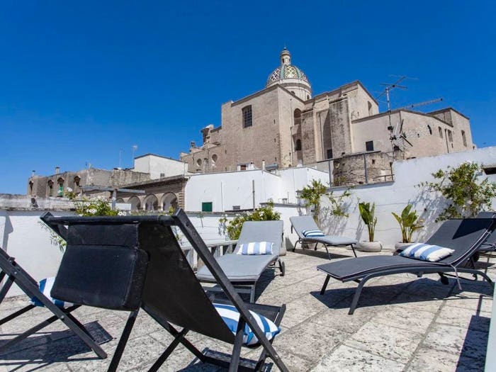 Casa con 6 locali in vendita in Oria
